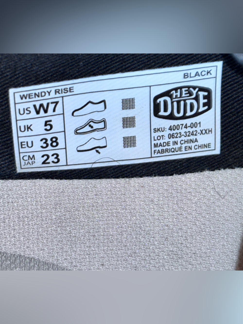 HEY DUDE Wendy Rise Women’s Shoes Sz 7 Running Black Slip On Round Toe Sneakers - Picture 8 of 8